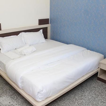 Hotel Pink Shark Sikar Екстер'єр фото